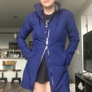 Beautiful Kathmandu long blue rain jacket